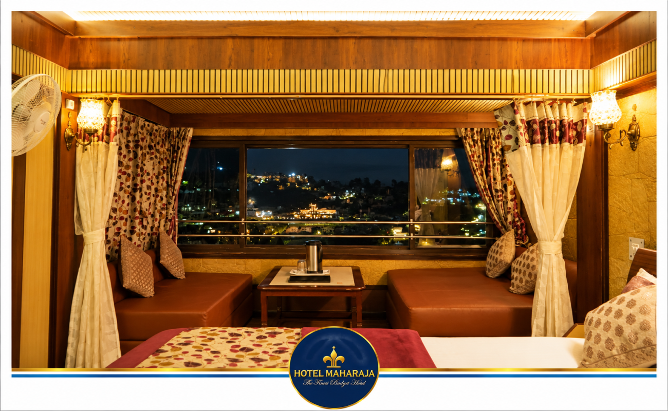 Double Bed Super Deluxe Room (Lake Facing) (Common Balcony) photo 4