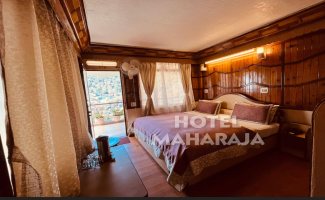 { 3 } Lake Facing Double Bed Room (Common Balcony) photo 6