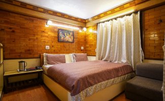 { 2 } Non Lake Facing Double Bed Room(Small and Cozy) photo 6