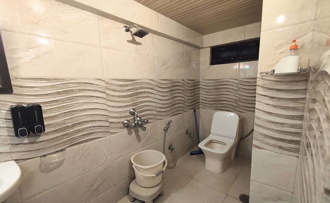 Non Lake Facing Double Bed Room(Small and Cozy) photo 9