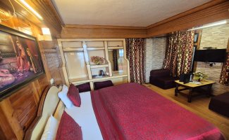 { 5 }Three Bed Mount view (mountain view) photo 3