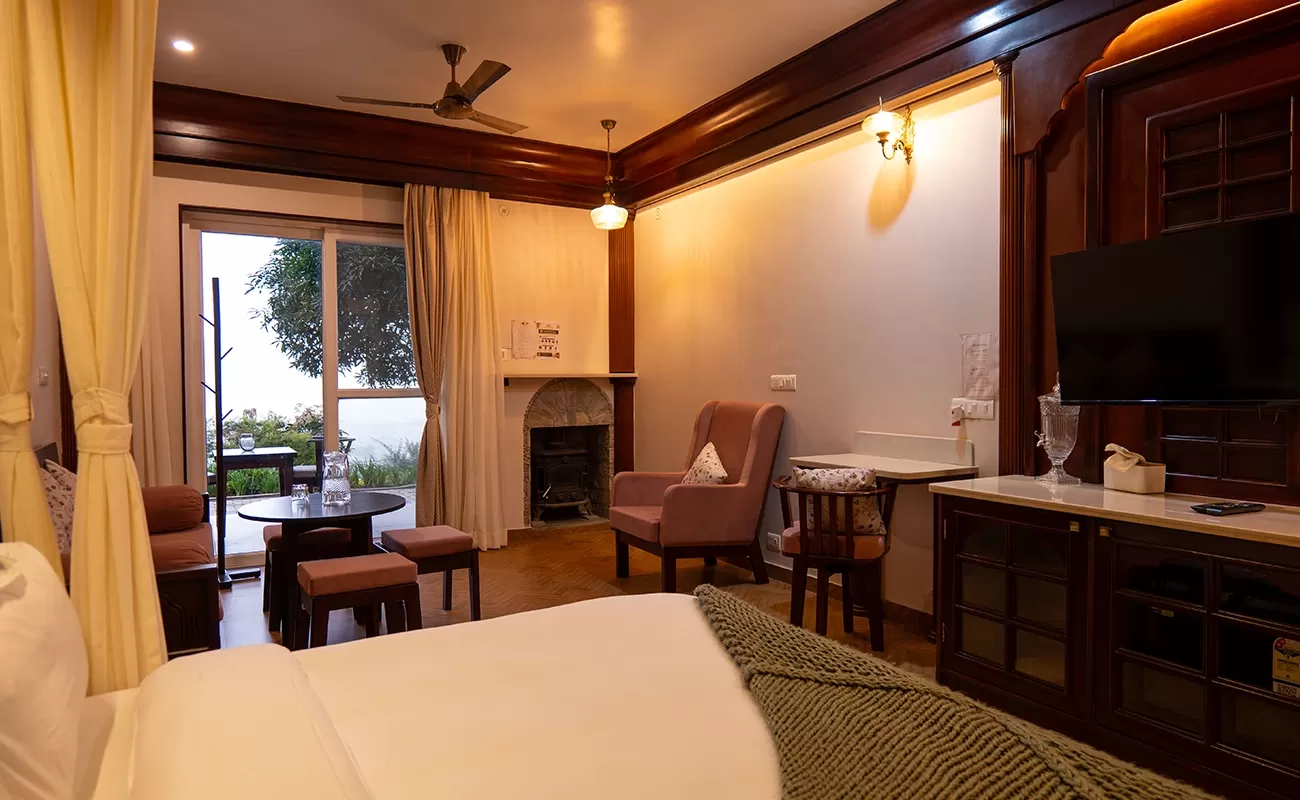 Regal Classic suite, Willowdale Naukuchiatal