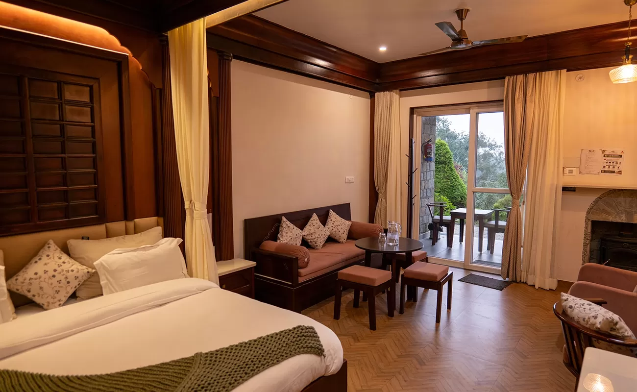 Regal Classic suite, Willowdale Naukuchiatal