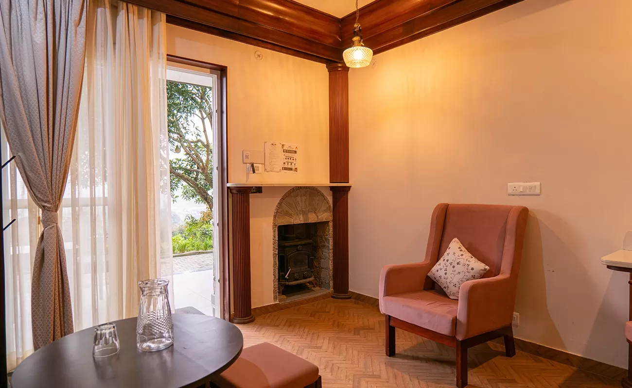 Regal Classic suite, Willowdale Naukuchiatal