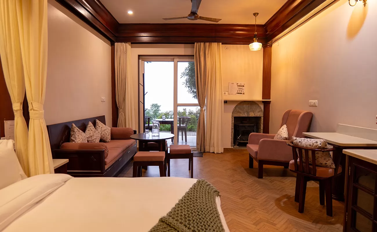 Regal Classic suite, Willowdale Naukuchiatal